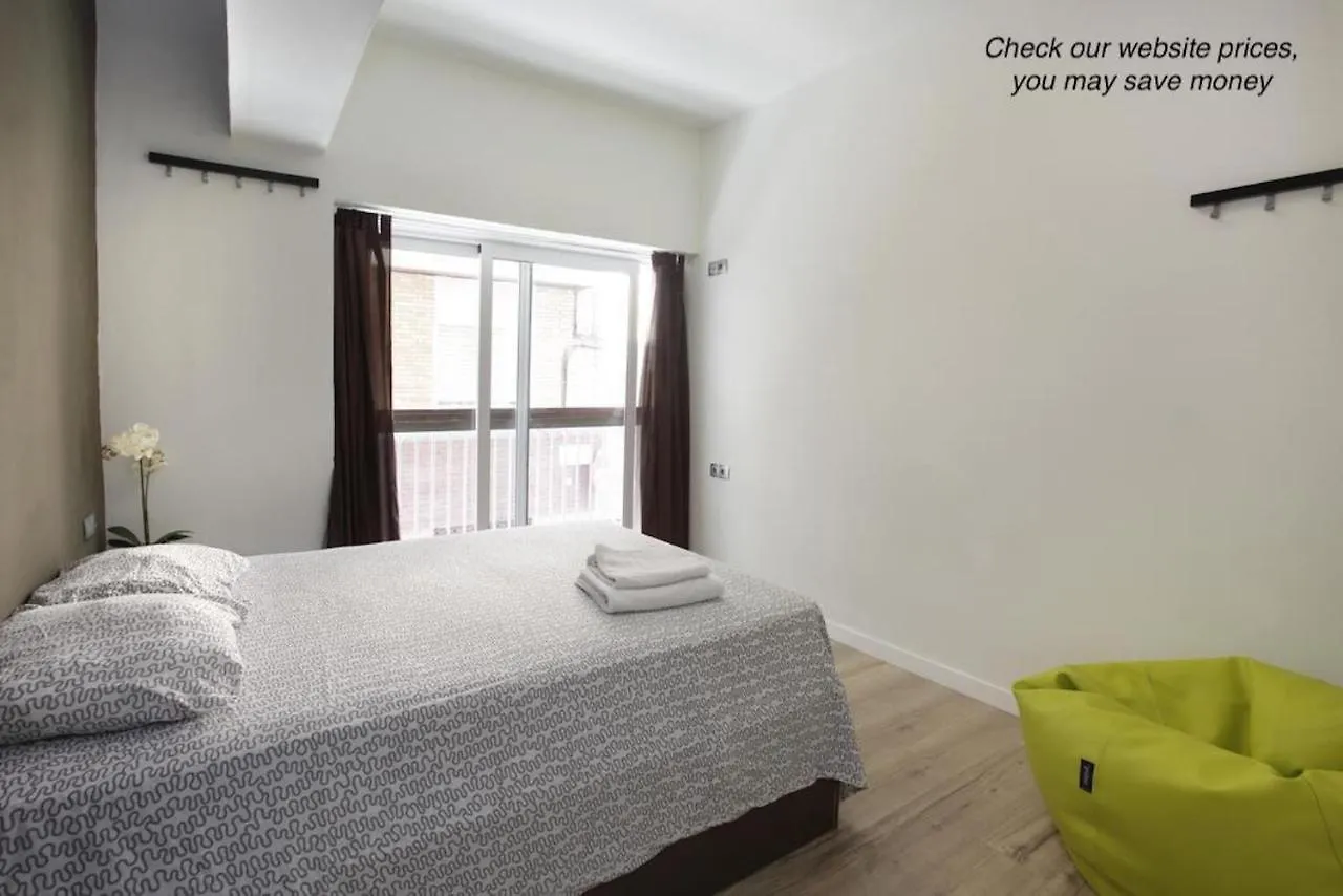 Gracia City Hostel Barcelona