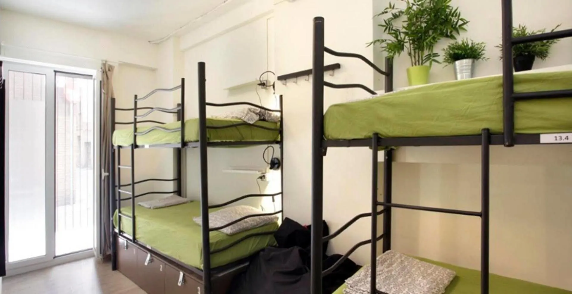 Gracia City Hostel Barcelona 0*,  Spain
