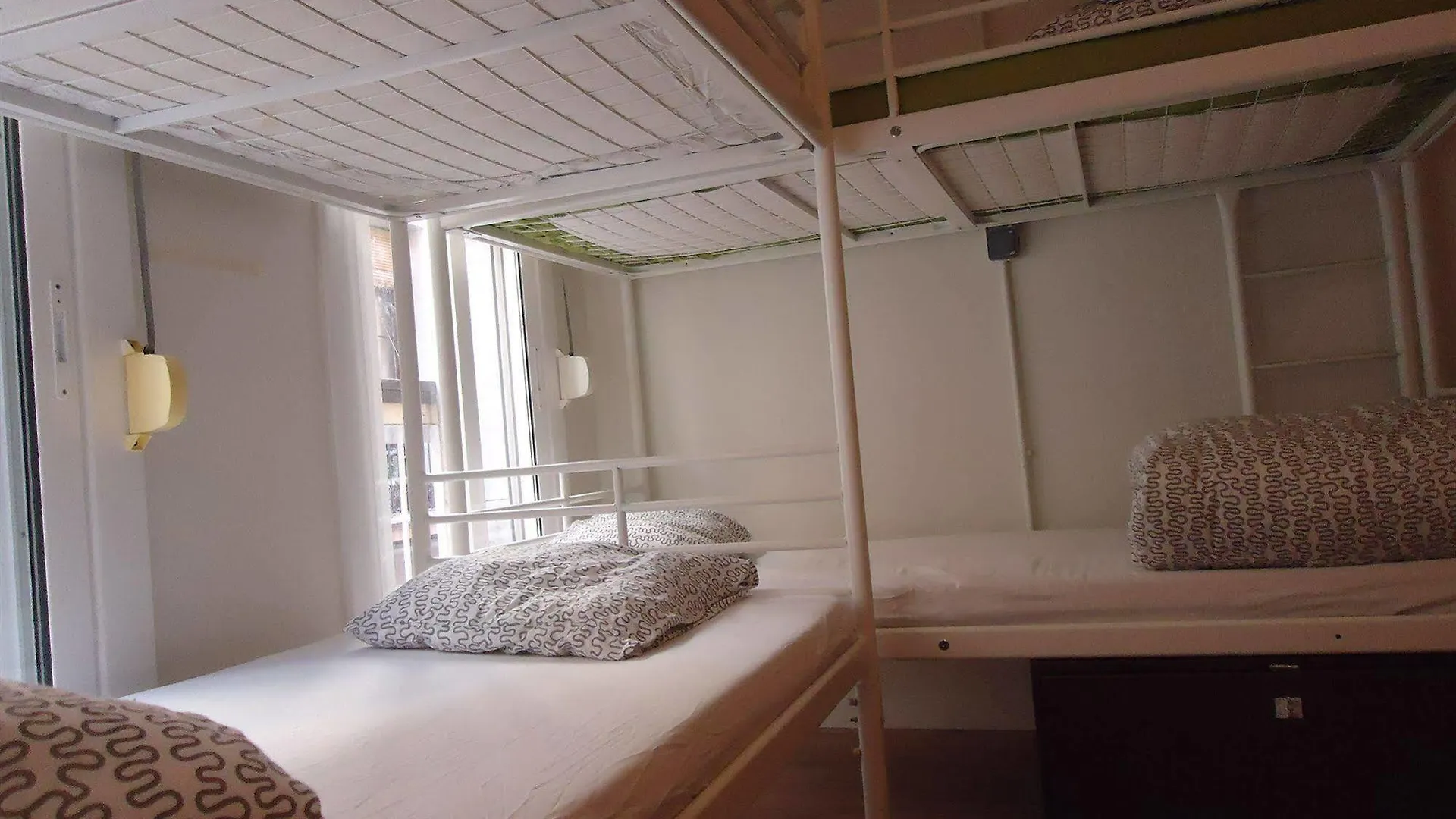 Gracia City Hostel Barcelona 0*,  Spain